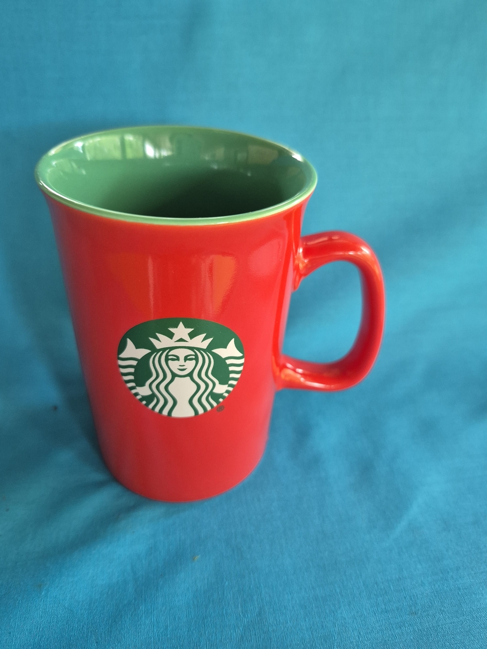 Red Starbucks Logo Coffee Mug Tea Latte Stoneware Green Interior Kitchen